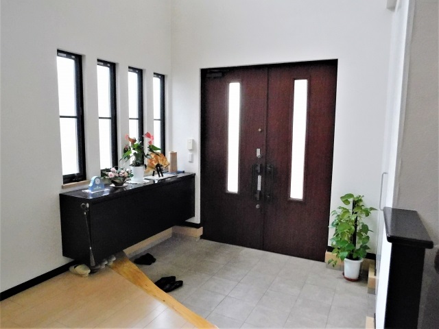 玄関ホールを変える ５つのチャレンジ インテリアを教えます 50歳からの住まいのコーディネーター インテリアコーディネーター